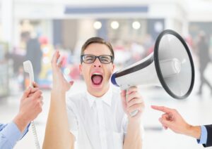 merespon review negatif