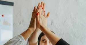 Membuat Grand Opening yang Viral