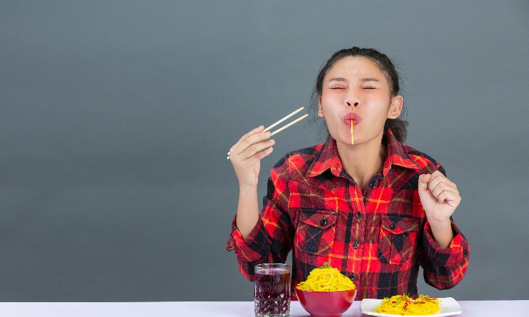 Peluang Usaha Makanan Pedas: Tren, Tantangan, dan Potensi yang Menggiurkan